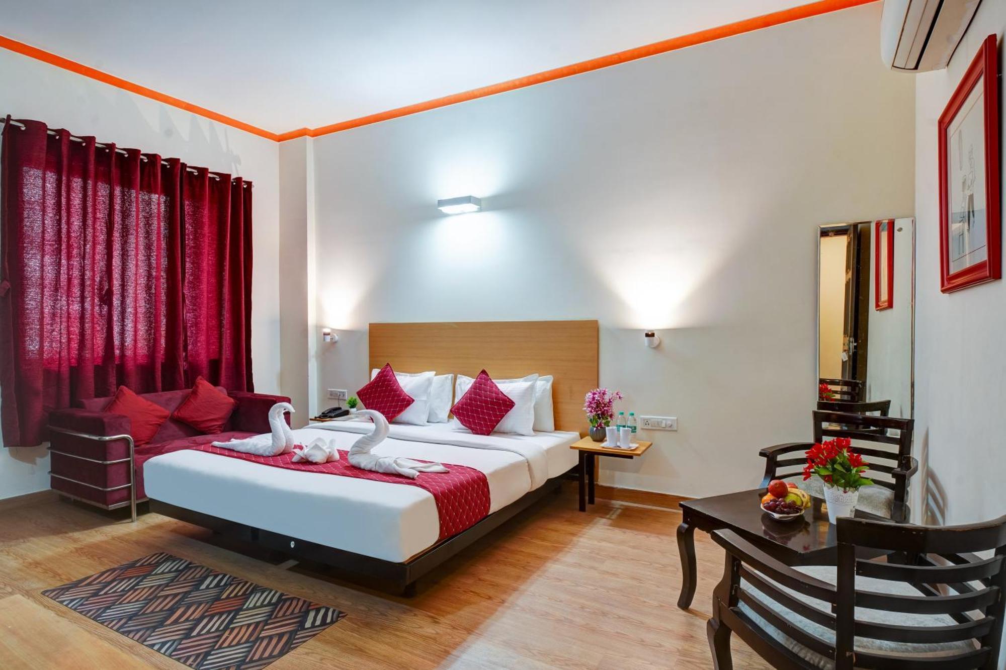 Hotel Noida Express Extérieur photo